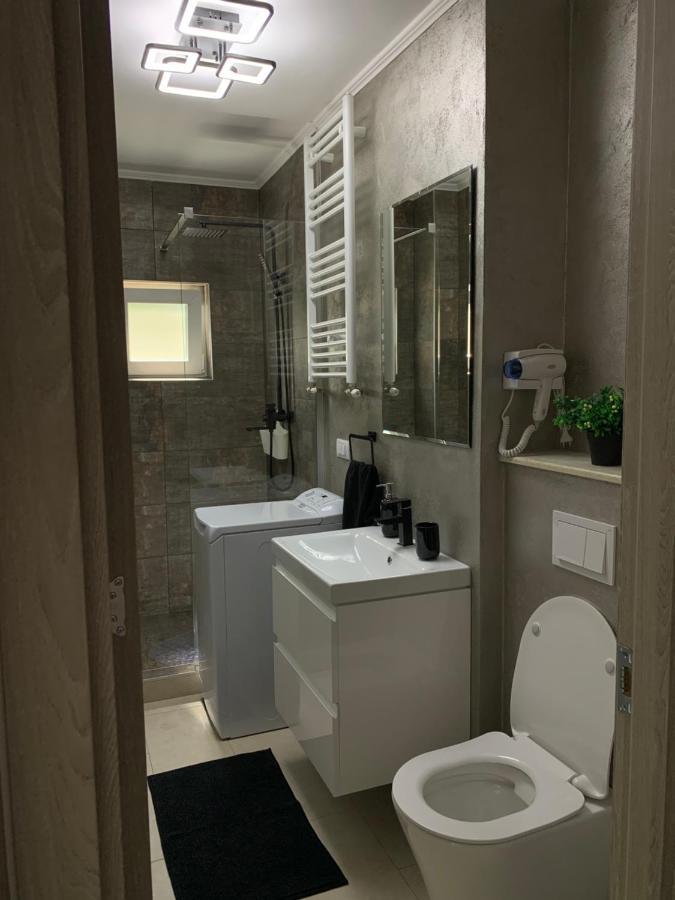 Apartament Regim Hotelier Oradea Buitenkant foto